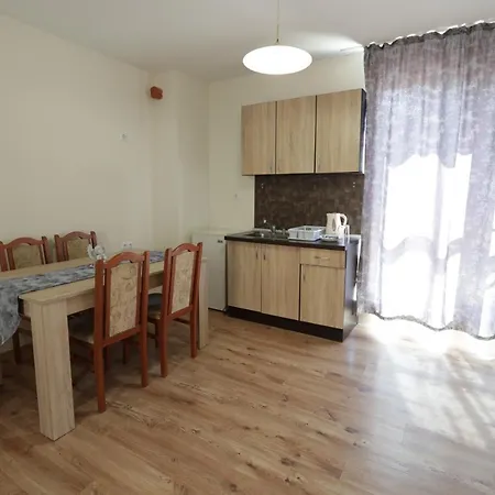 зевс Appartamento